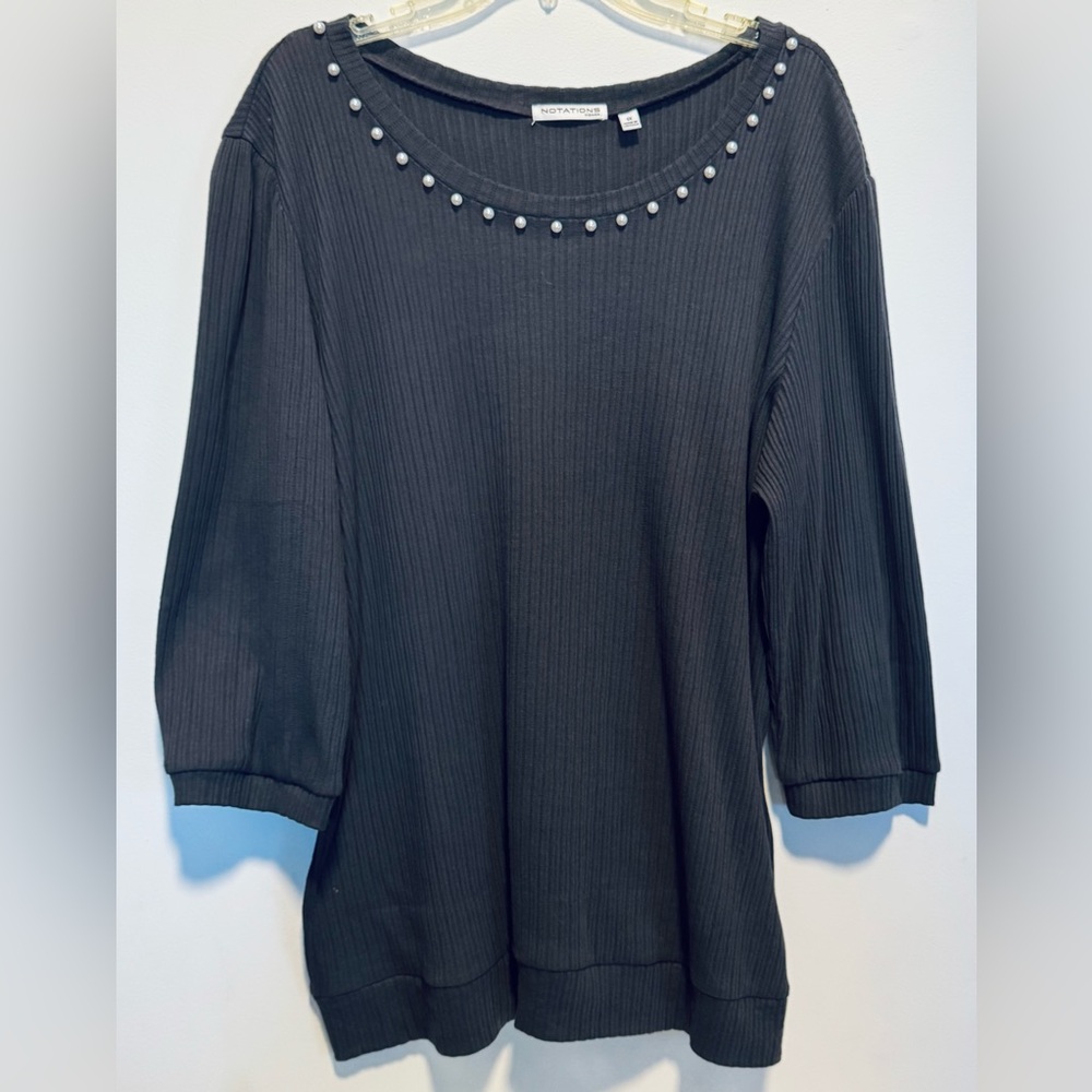 Notations NEW 1X Grey Knit 3/4 Sleeve Pullover Top with Faux Pearl Neckline Plus